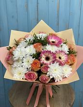Букет цветов из:  Розы, Герберы и Хризантемы в Апатитах