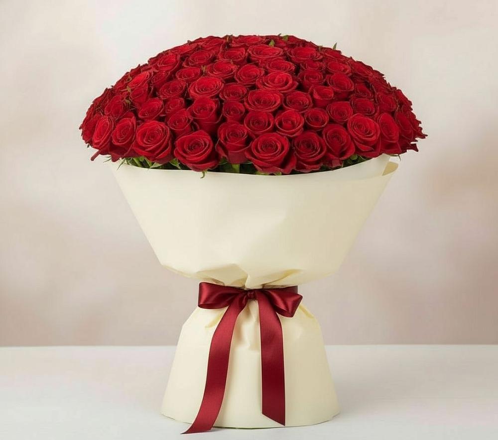 Букет 101 Красная роза Милано в Апатитах