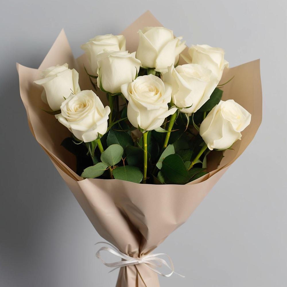 Букет 9 Белых роз Эдлесс Лав в Апатитах