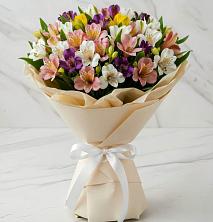 Букет цветов из:  Альстромерии в Апатитах