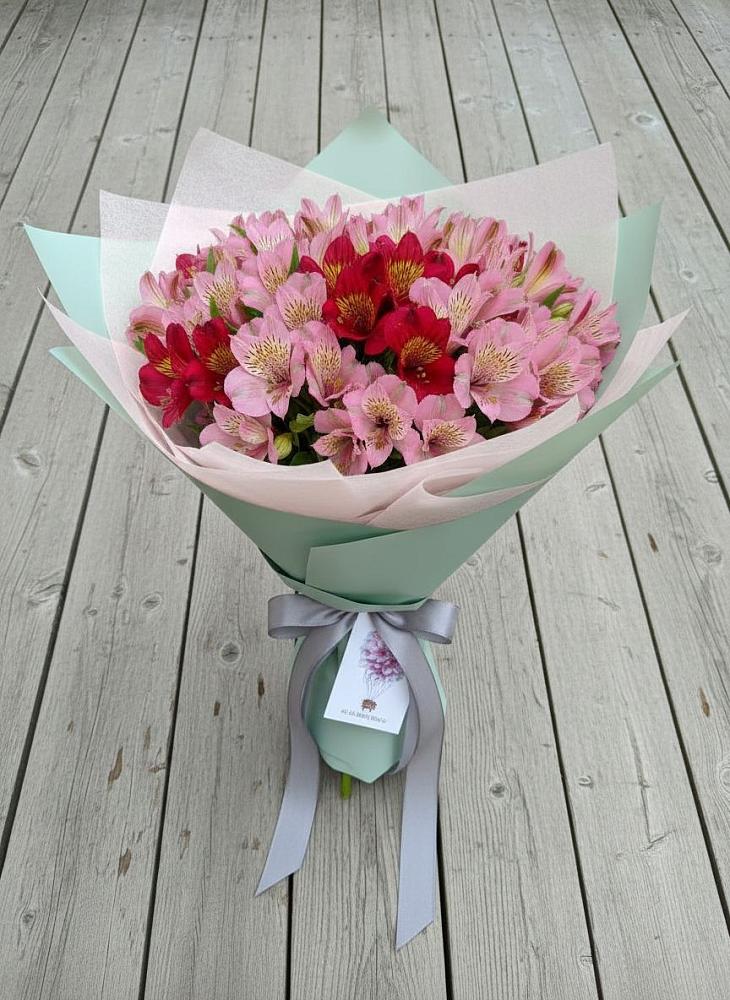Букет цветов из: Альстромерии в Апатитах