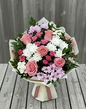 Букет цветов из:  Альстромерии, Гвоздики, Розы и Хризантемы в Апатитах